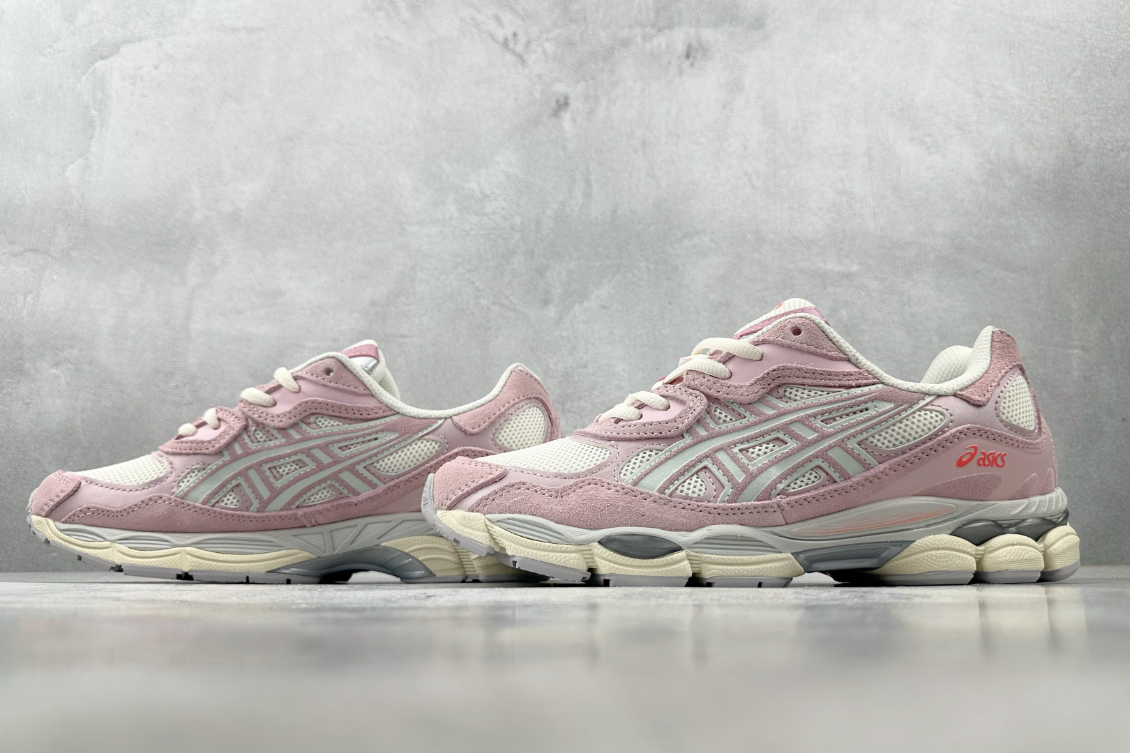 Asics Basic Shoes Pink L-s