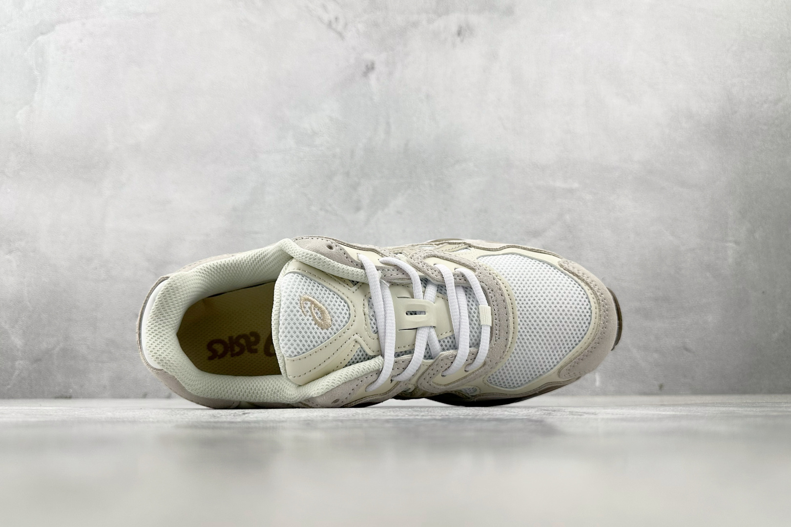 Asics Basic Shoes Brown L-s