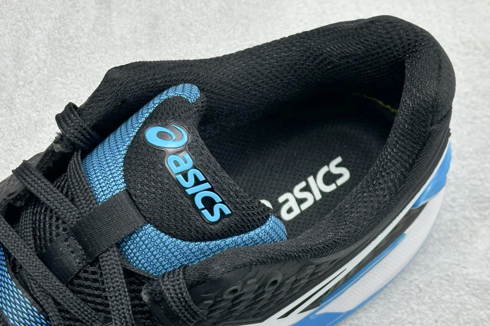 Asics Basic Shoes Breathable L-s