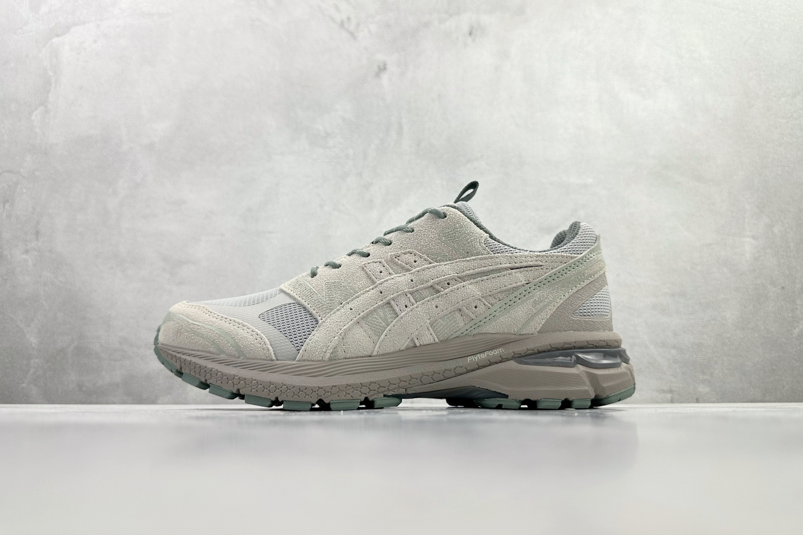 Asics Basic Shoes Gray L-s