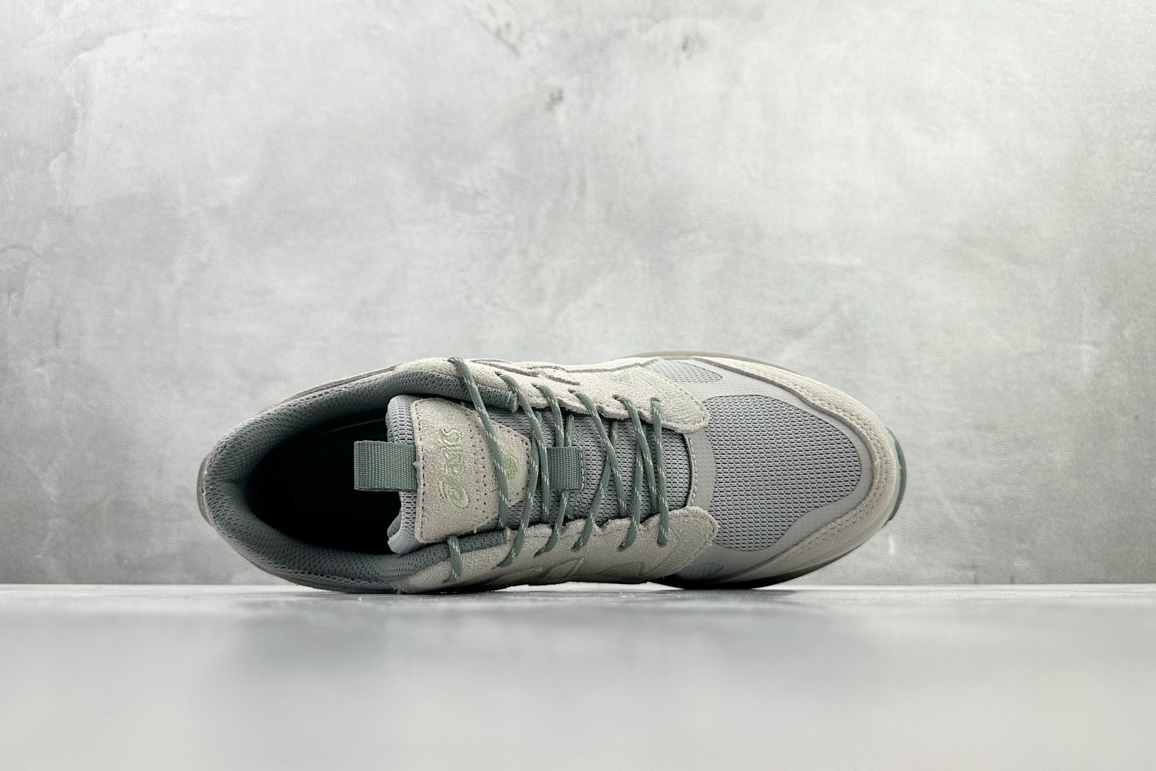 Asics Basic Shoes Gray L-s