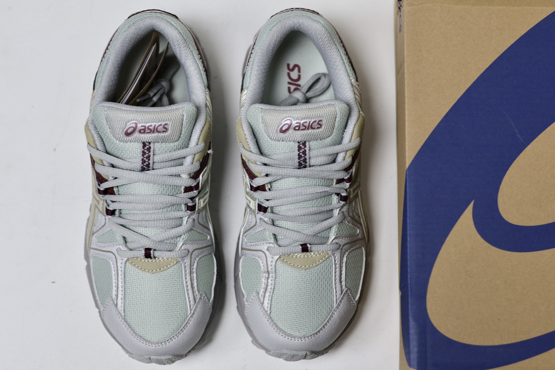 Asics Running Shoes L-s