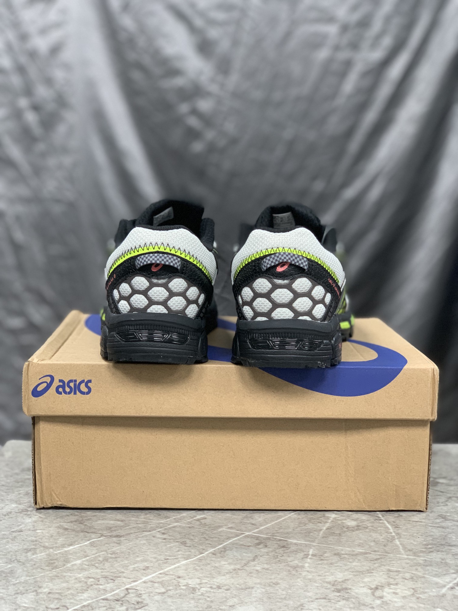 Asics Running Shoes L-s