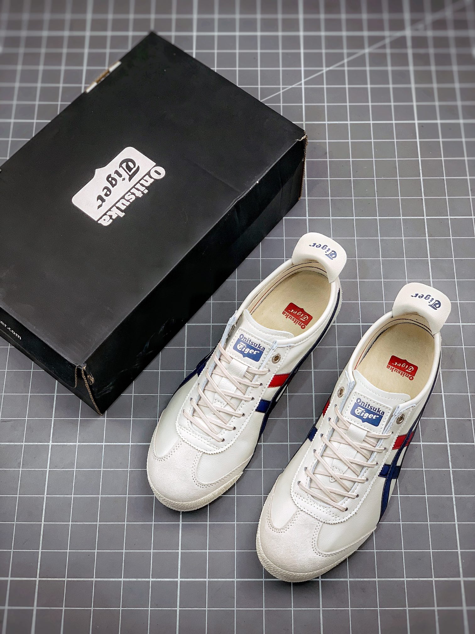 Asics Onitsuka Tiger Basic Shoes M-s