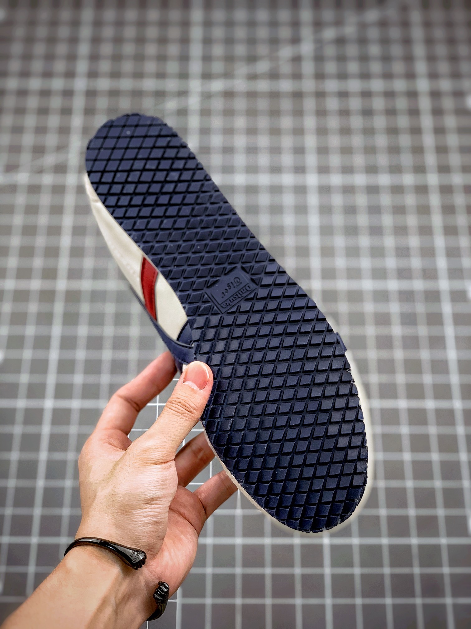 Asics Onitsuka Tiger Basic Shoes M-s