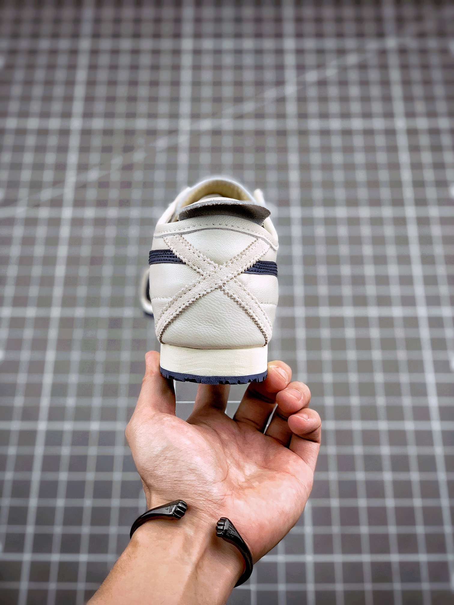 Asics Onitsuka Tiger Basic Shoes M-s