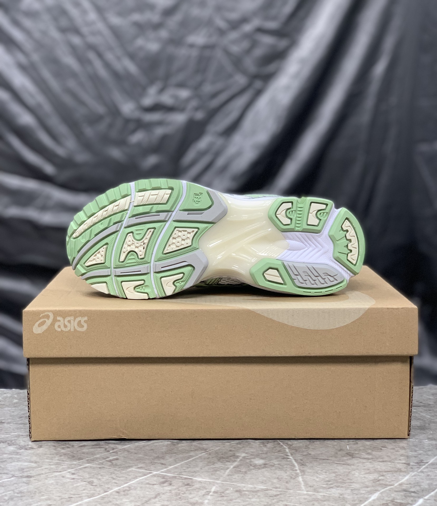 Asics Running Shoes Breathable L-s