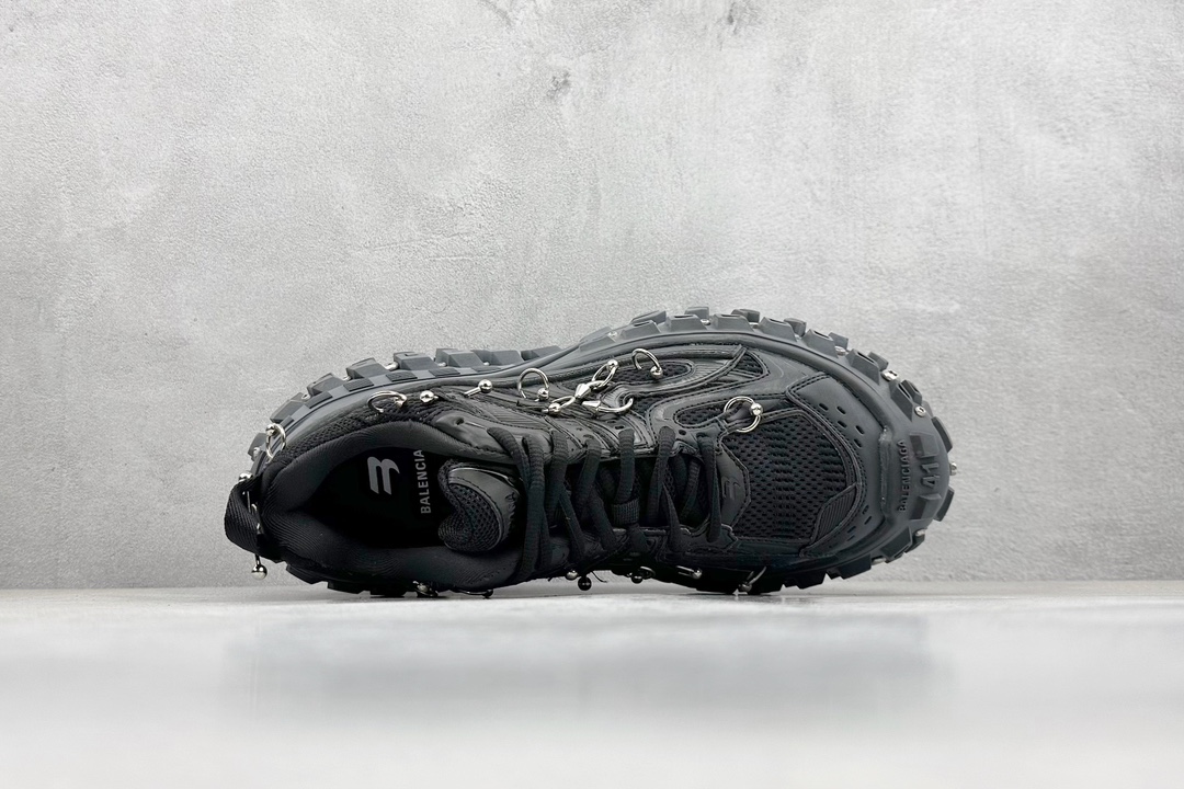 Fendi Basic Shoes Black L