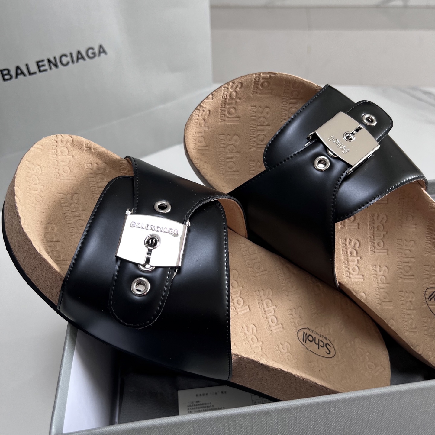 Balenciaga Sandals L-s