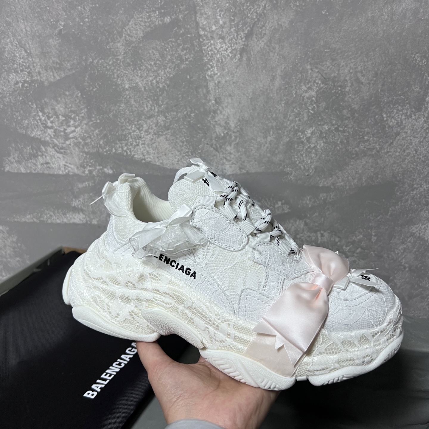 Balenciaga Female Basic Shoes White L-s