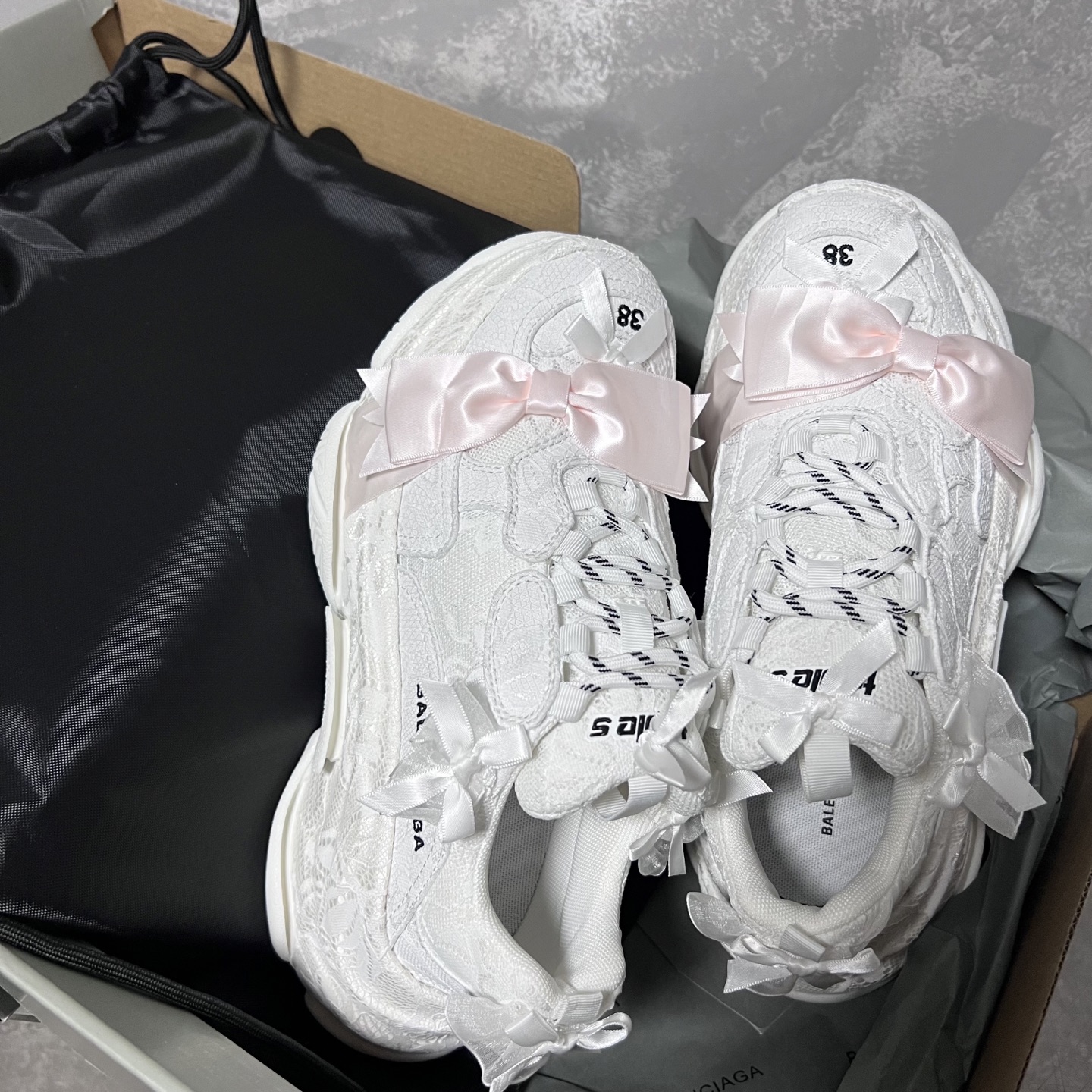 Balenciaga Female Basic Shoes White L-s