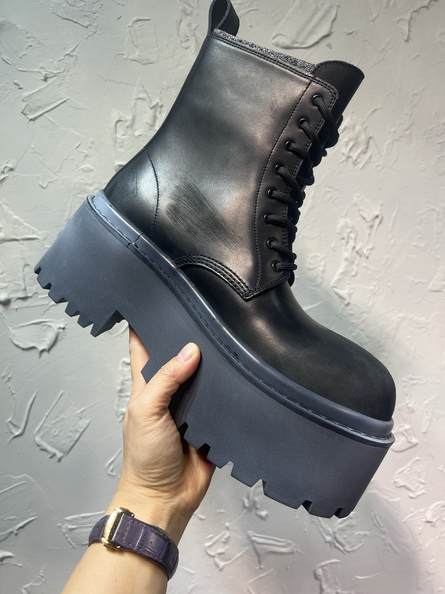 Dr. Martens Male Boots Cow Leather Black M-l-s