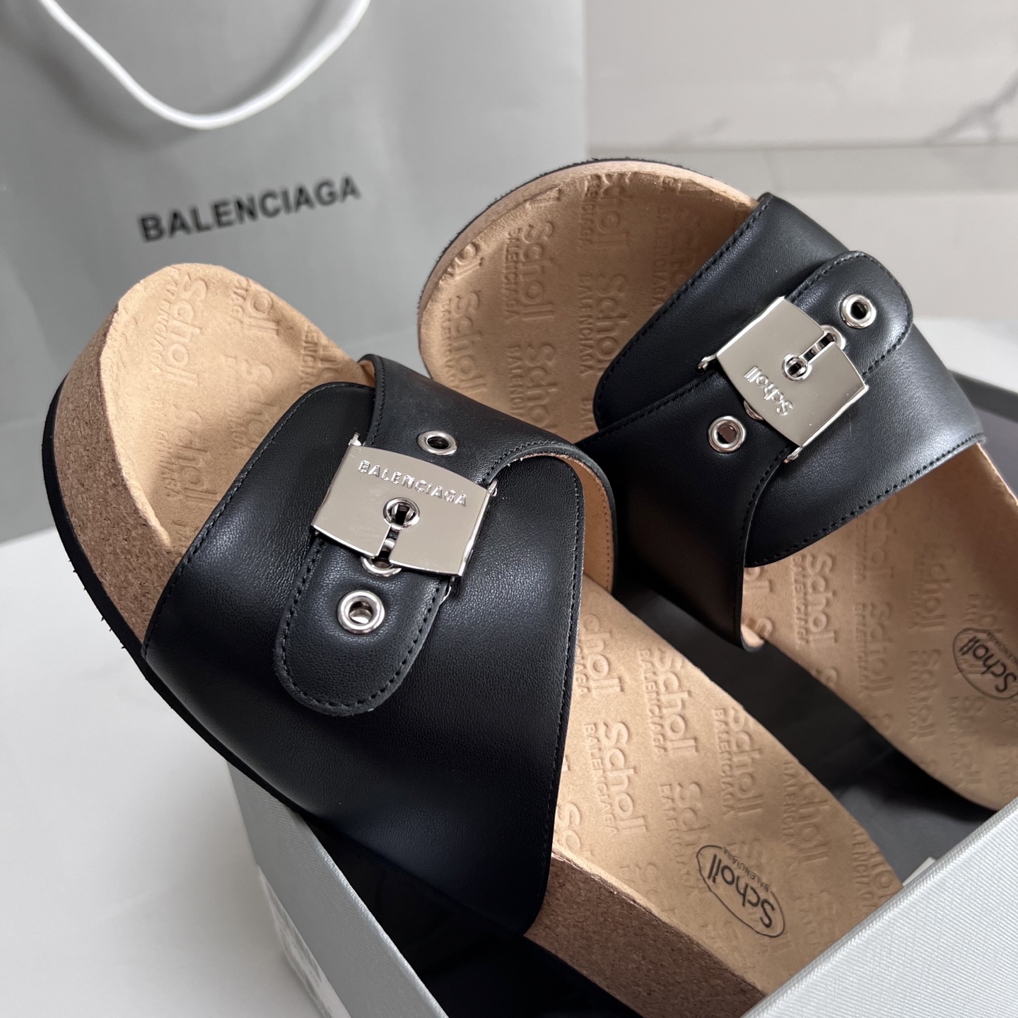 Balenciaga Sandals L-s