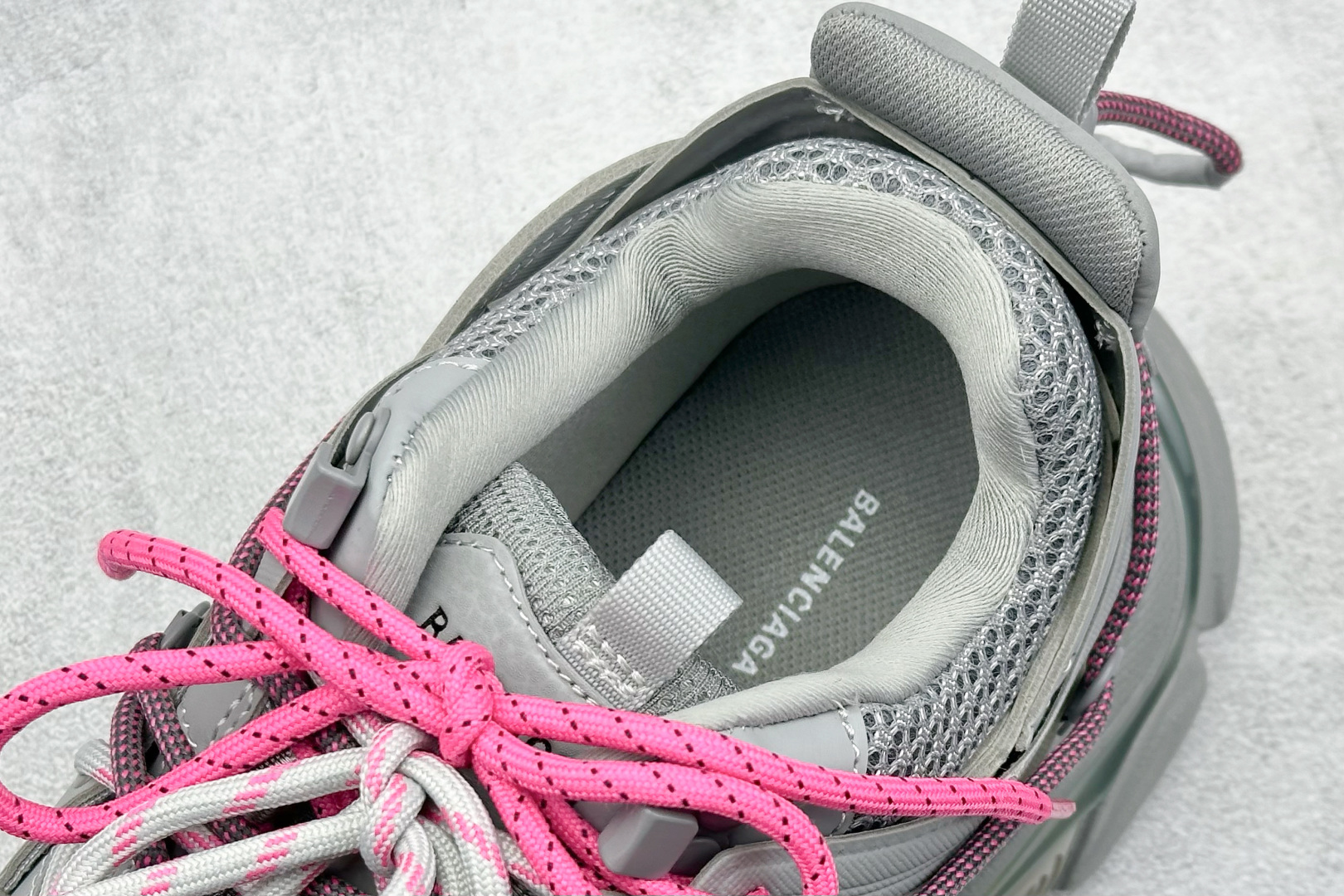 Balenciaga Basic Shoes M-l-s