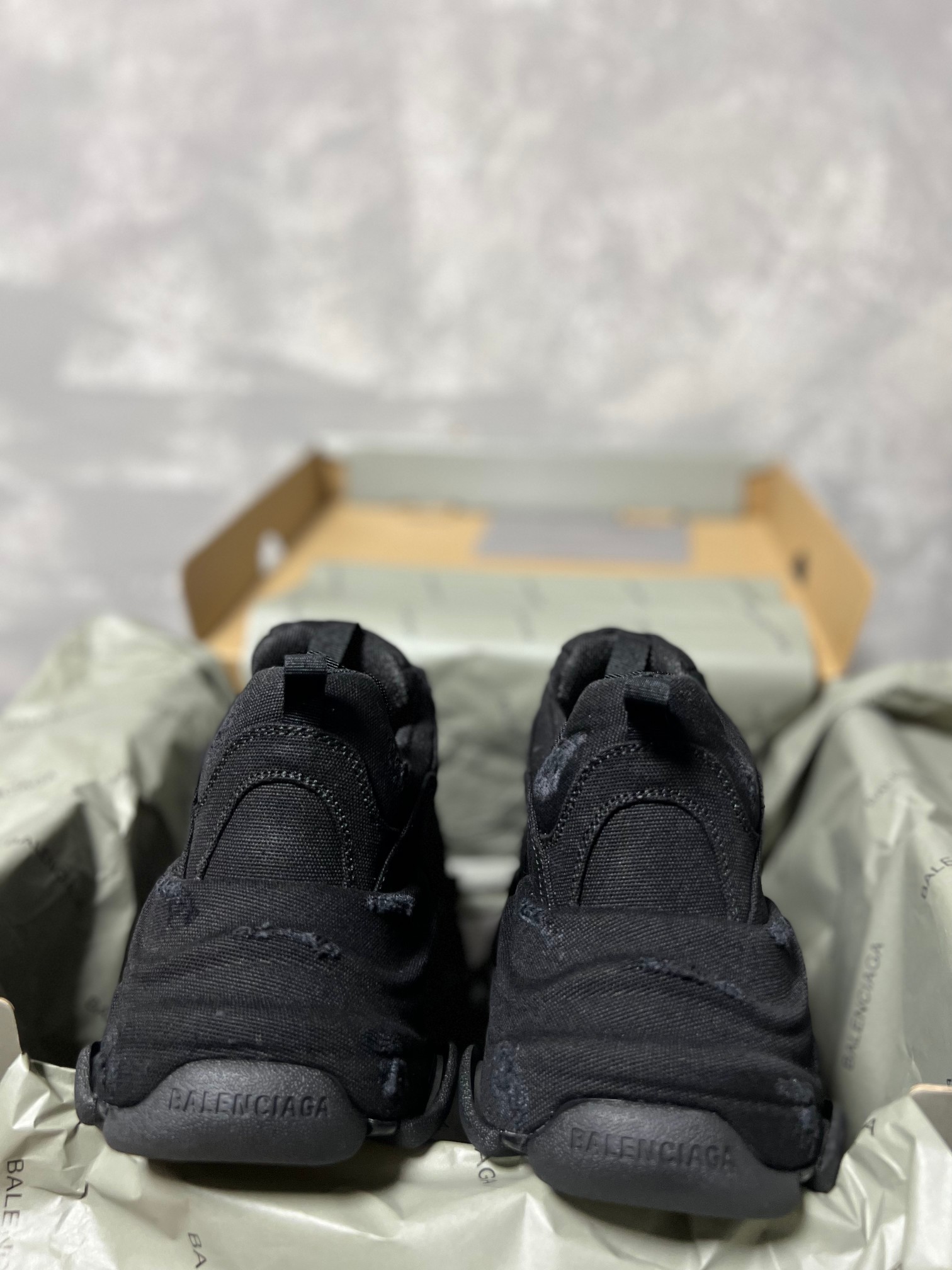 Balenciaga Basic Shoes L