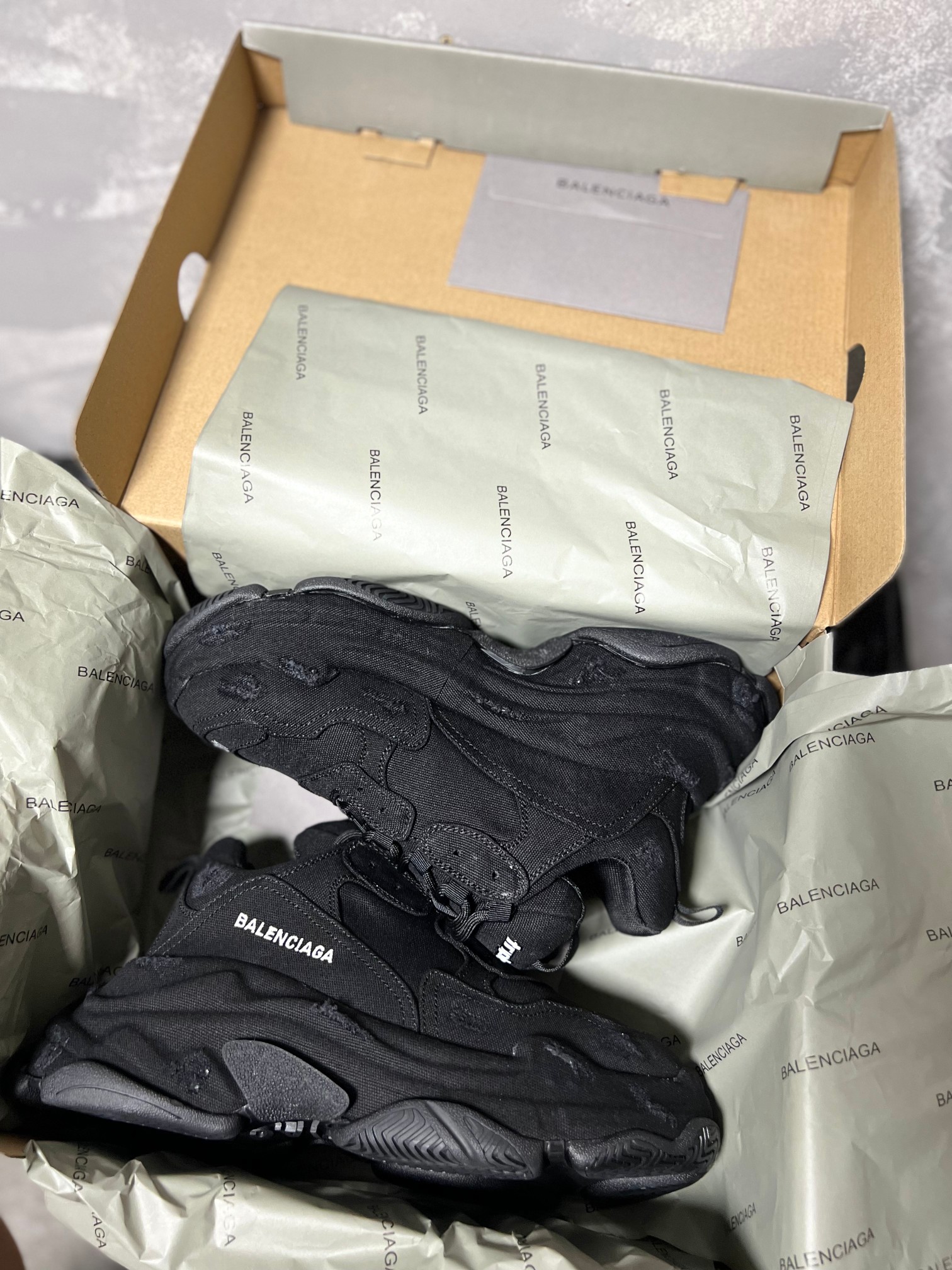 Balenciaga Basic Shoes L