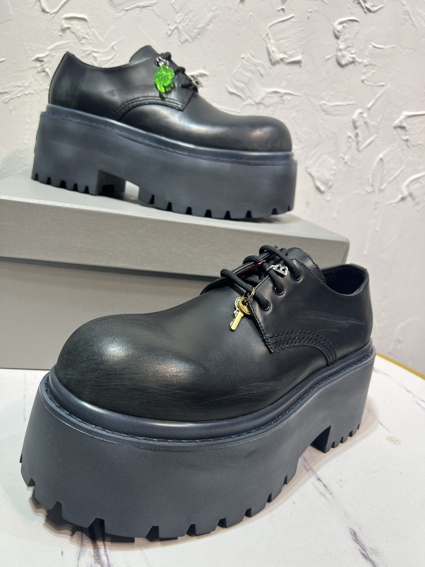 Balenciaga Male Leather Shoes Cow Leather Black M-l-s