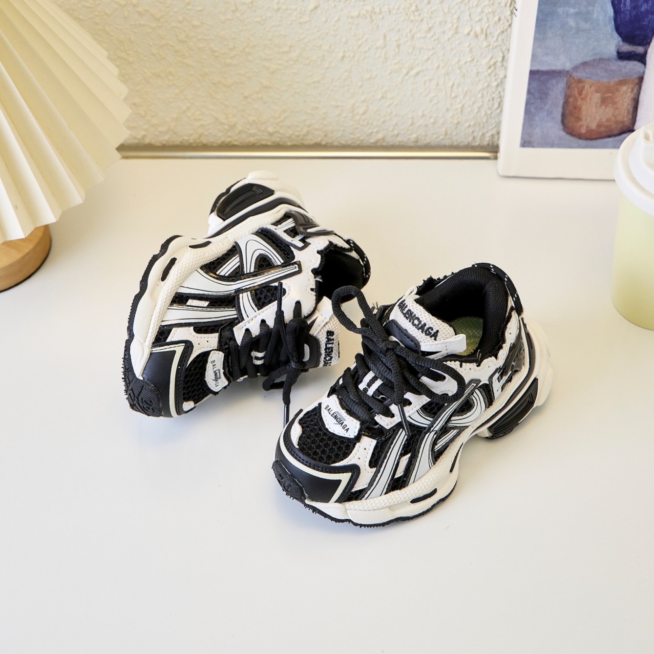 Balenciaga Male Sneakers Black Breathable 37-l