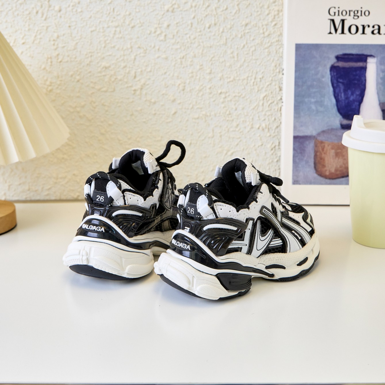 Balenciaga Male Sneakers Black Breathable 37-l