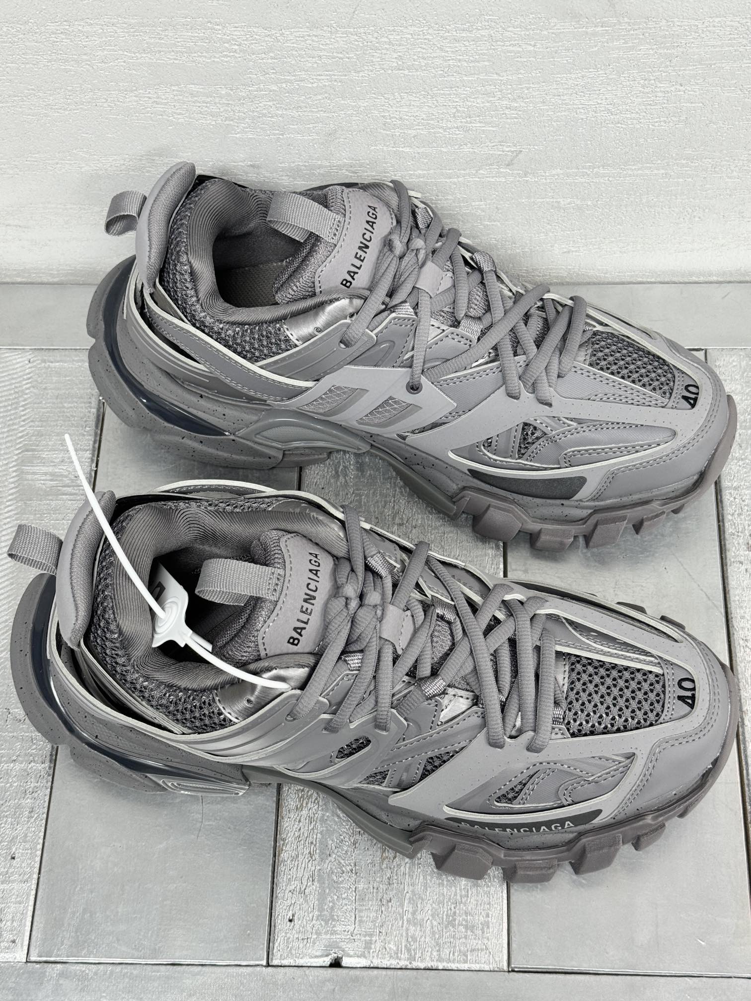 Balenciaga Calvin Klein Couple Basic Shoes Gray L-s