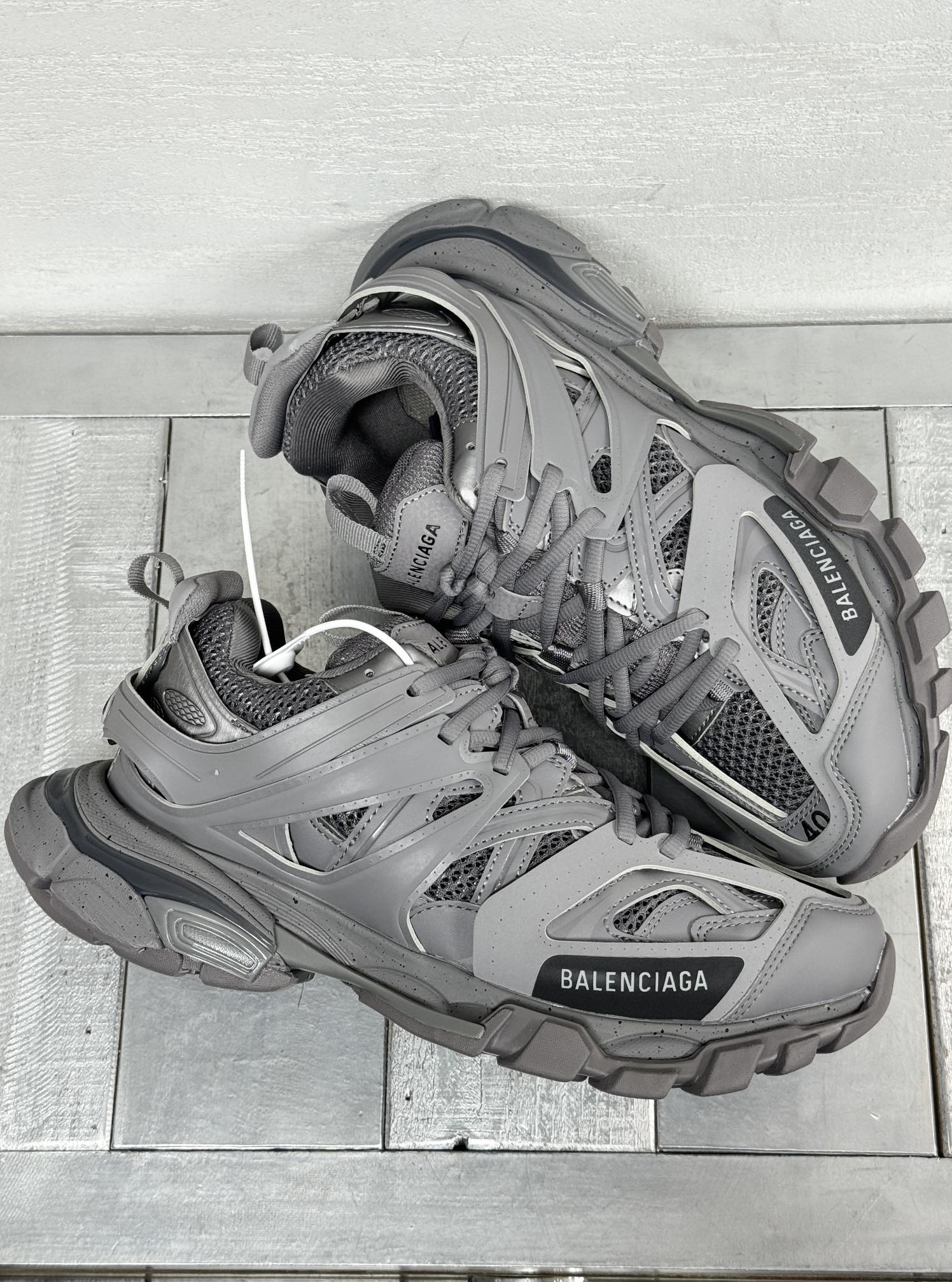 Balenciaga Calvin Klein Couple Basic Shoes Gray L-s