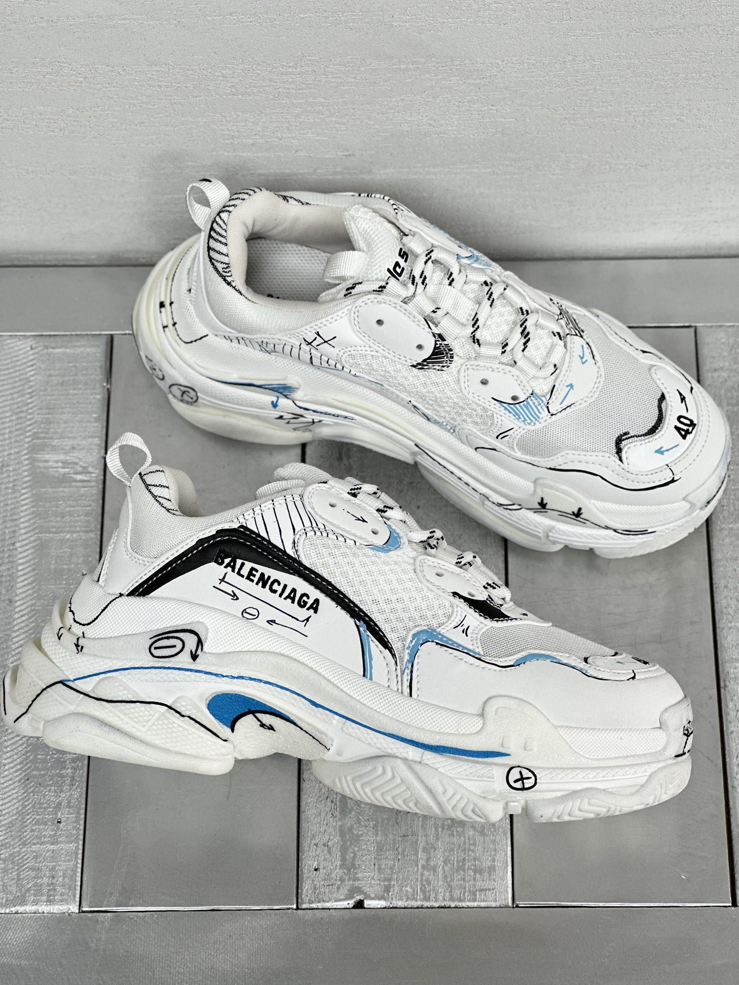 Balenciaga Couple Basic Shoes L-s