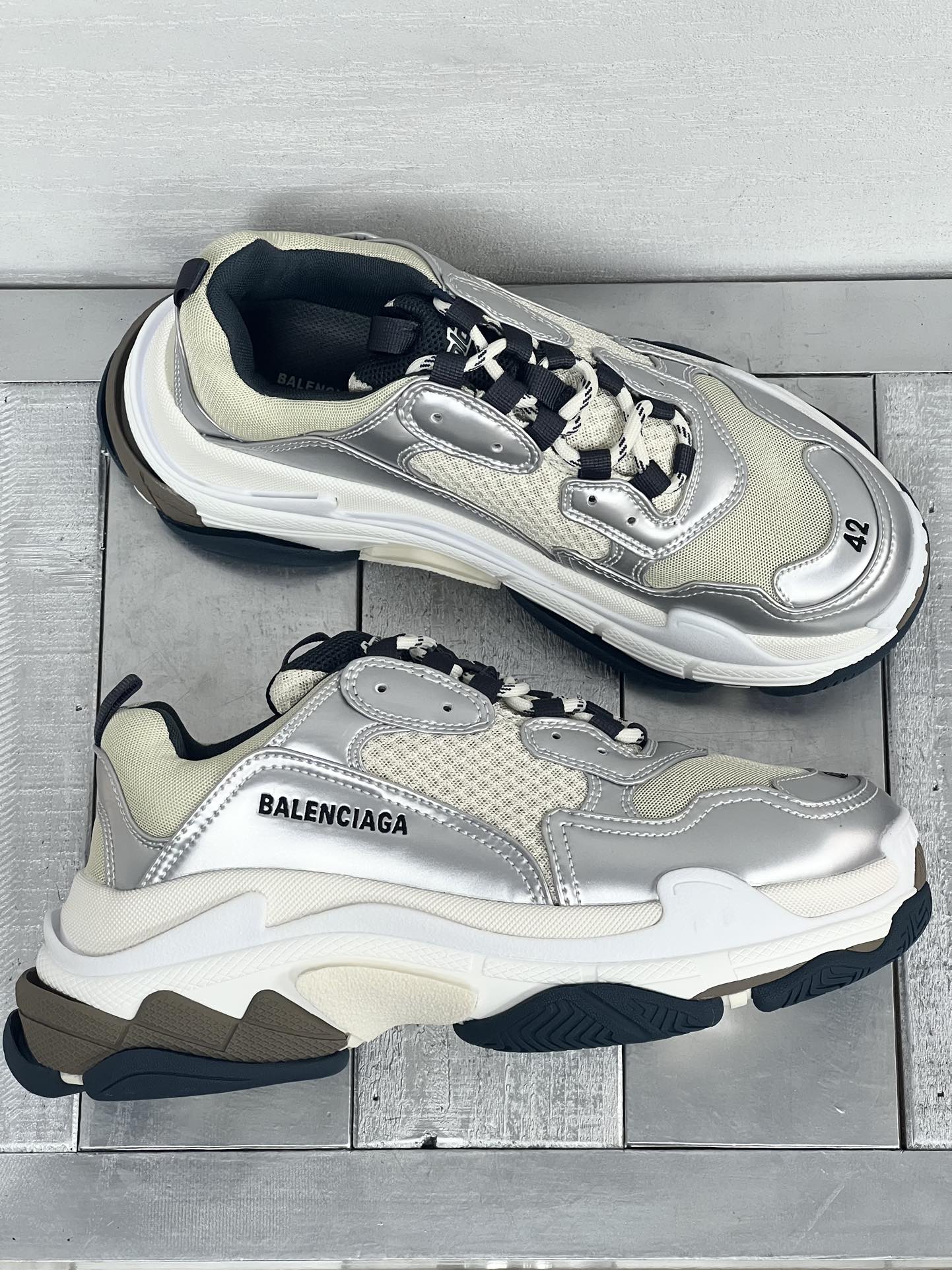 Balenciaga Couple Basic Shoes L-s