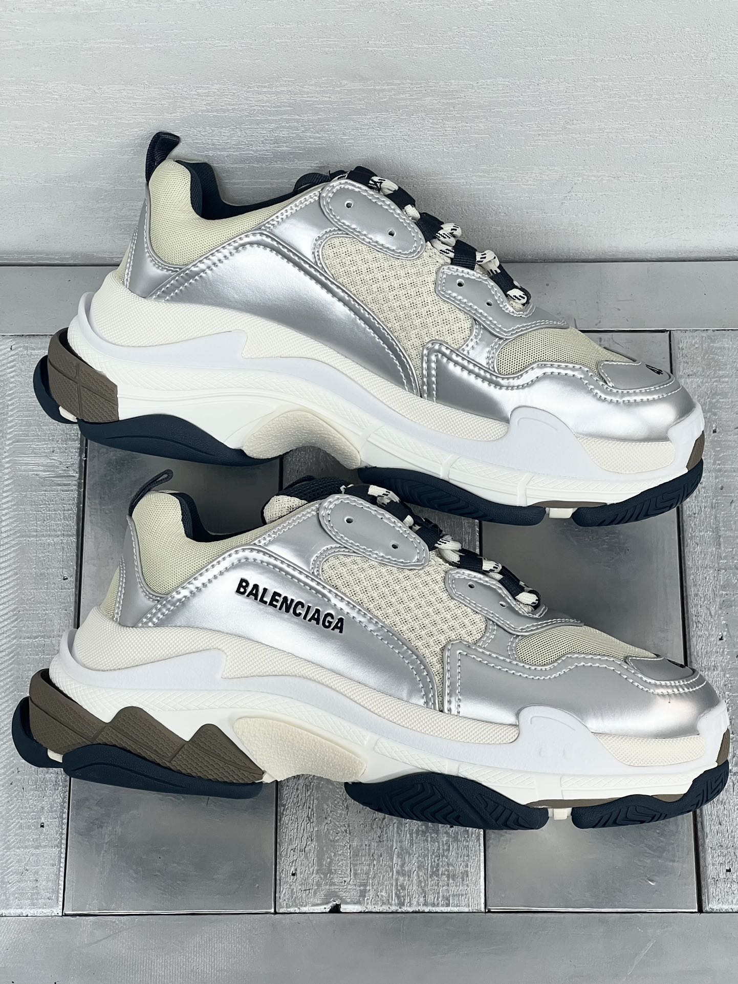 Balenciaga Couple Basic Shoes L-s