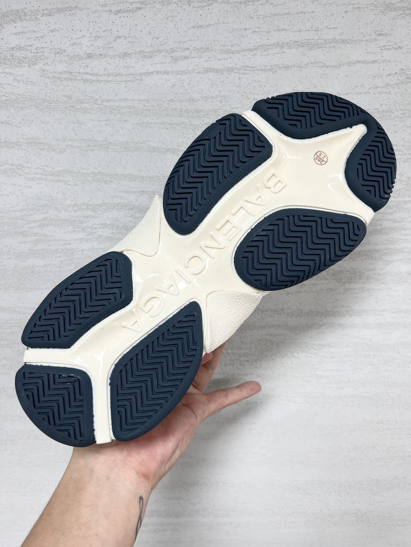 Balenciaga Couple Basic Shoes L-s