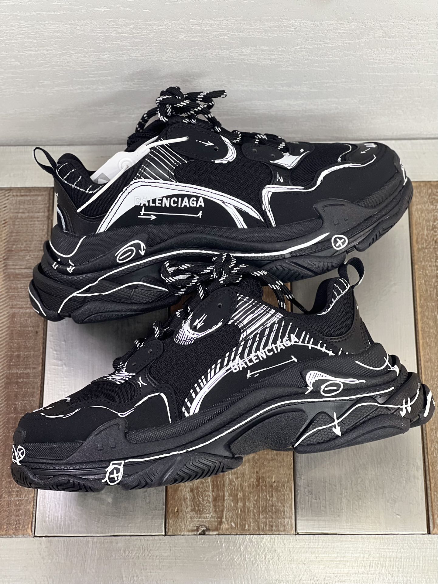 Balenciaga Couple Basic Shoes L-s