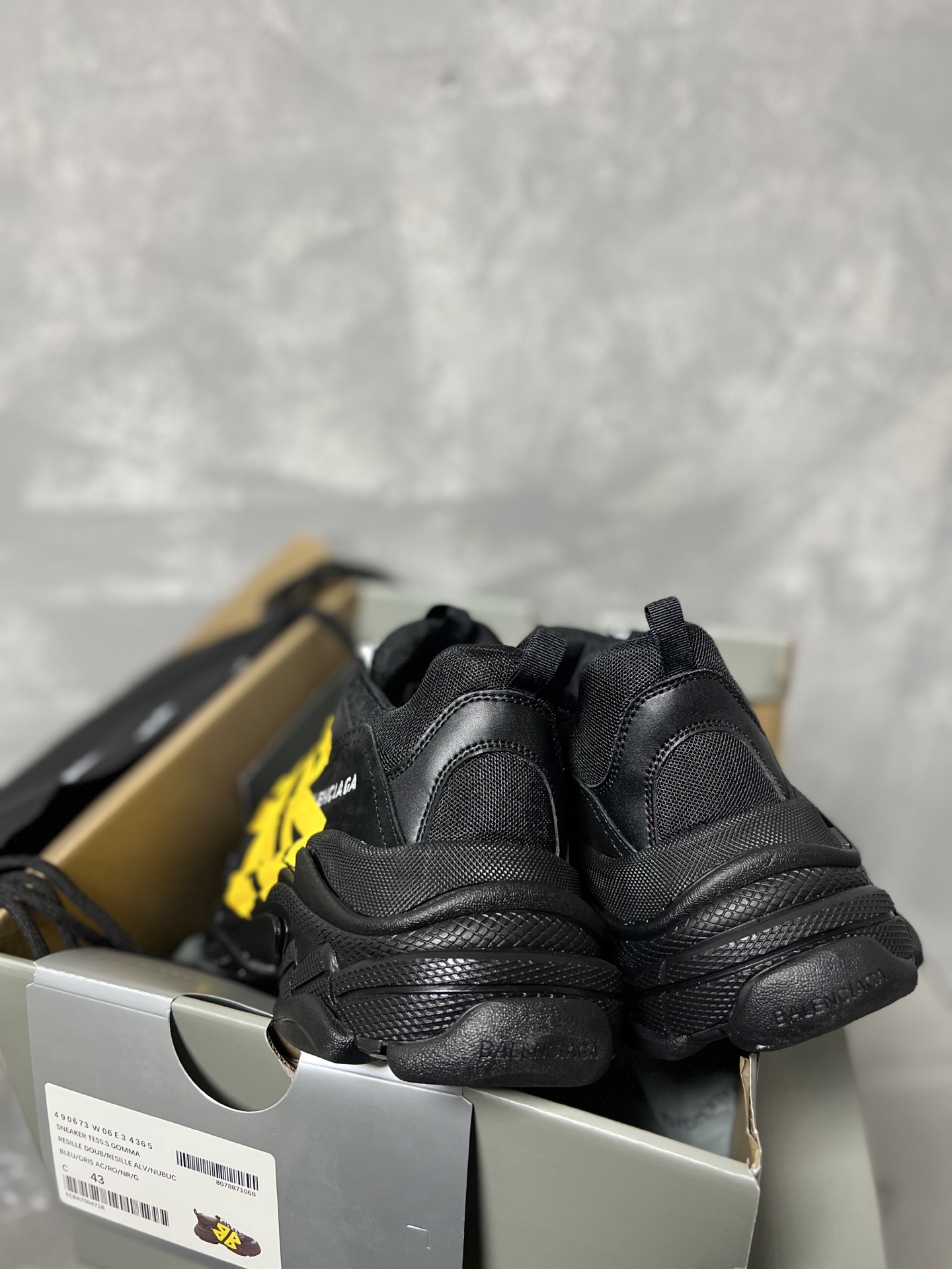 Balenciaga Couple Basic Shoes L-s