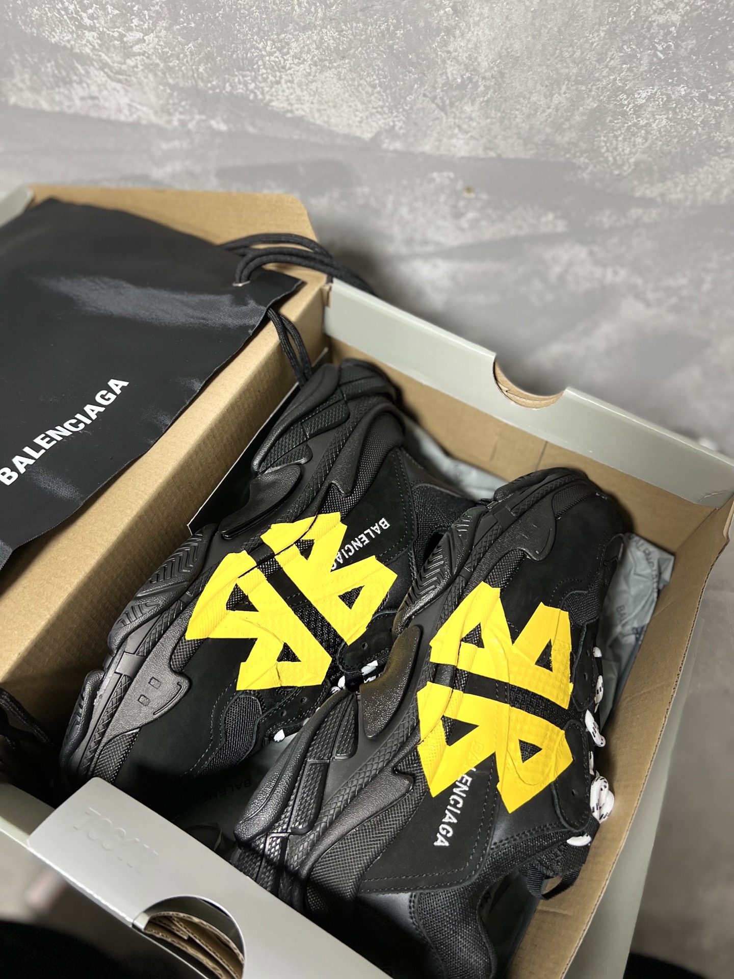 Balenciaga Couple Basic Shoes L-s