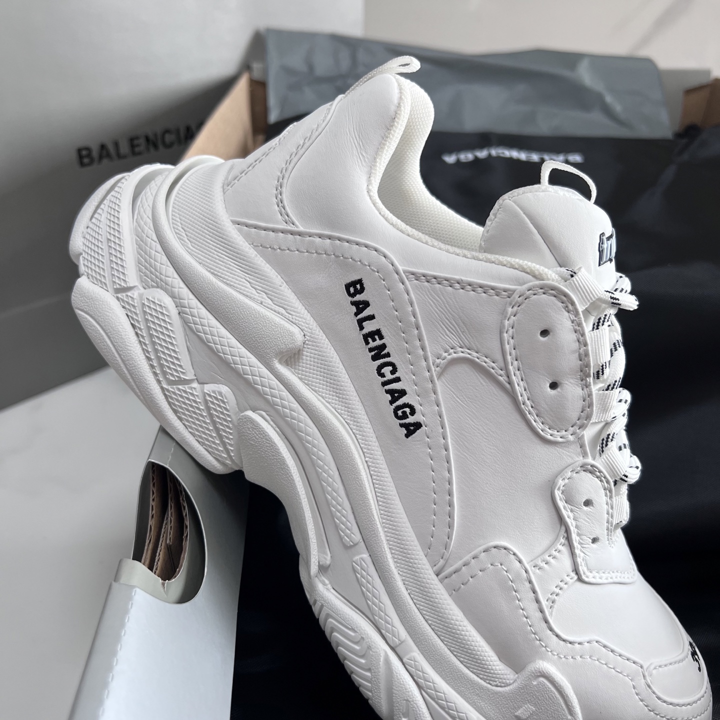 Balenciaga Couple Basic Shoes L-s