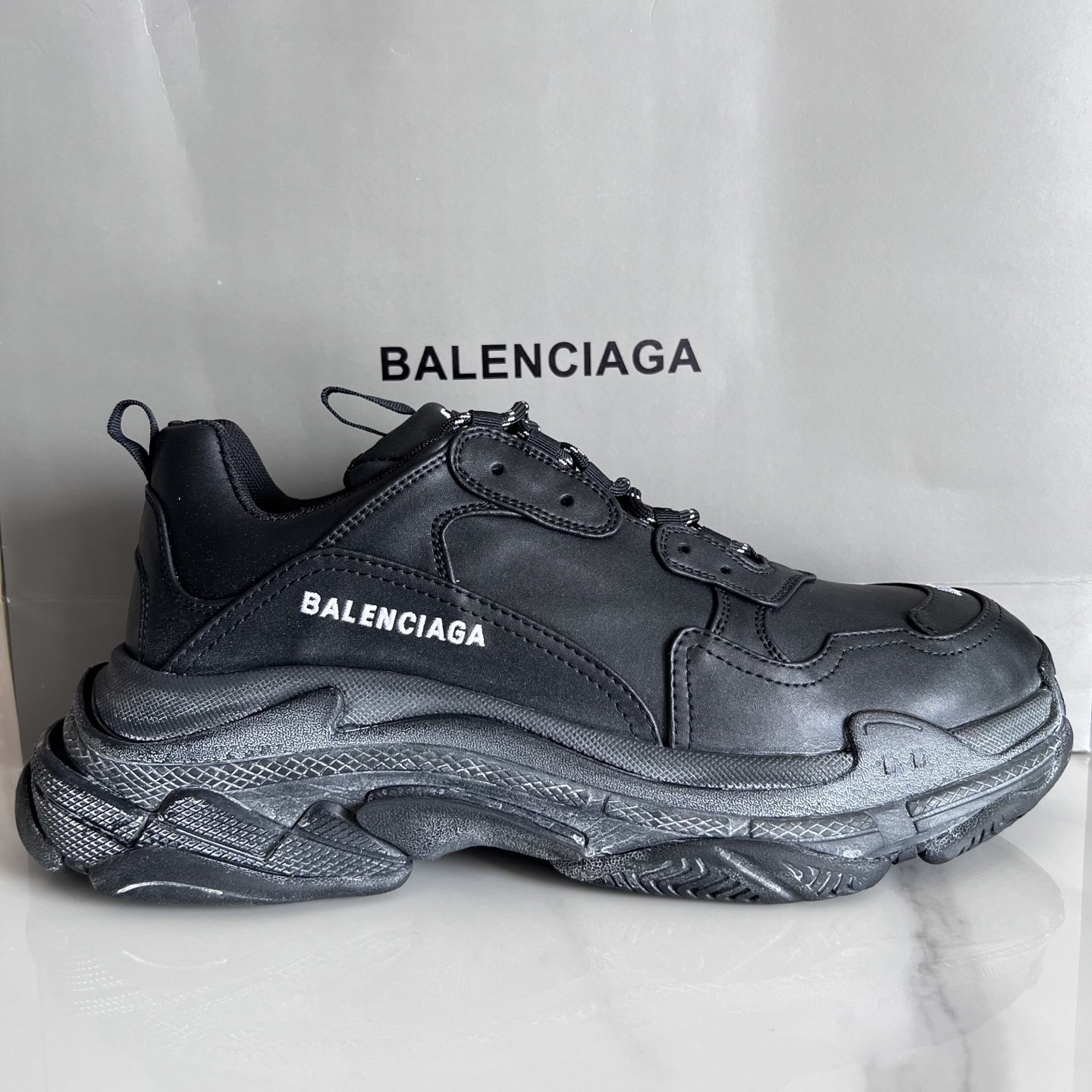 Balenciaga Couple Basic Shoes L-s