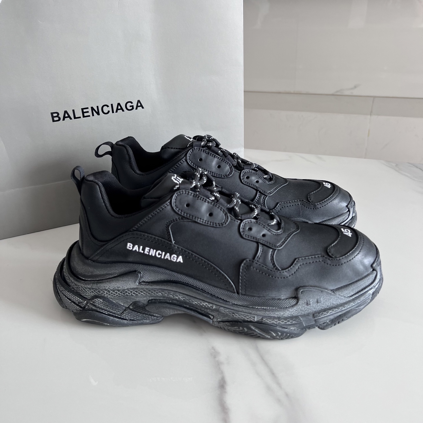 Balenciaga Couple Basic Shoes L-s
