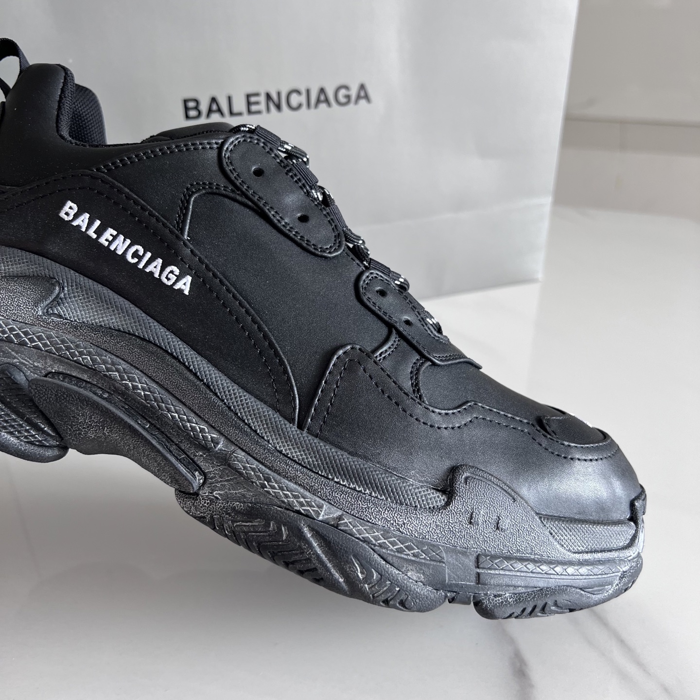 Balenciaga Couple Basic Shoes L-s