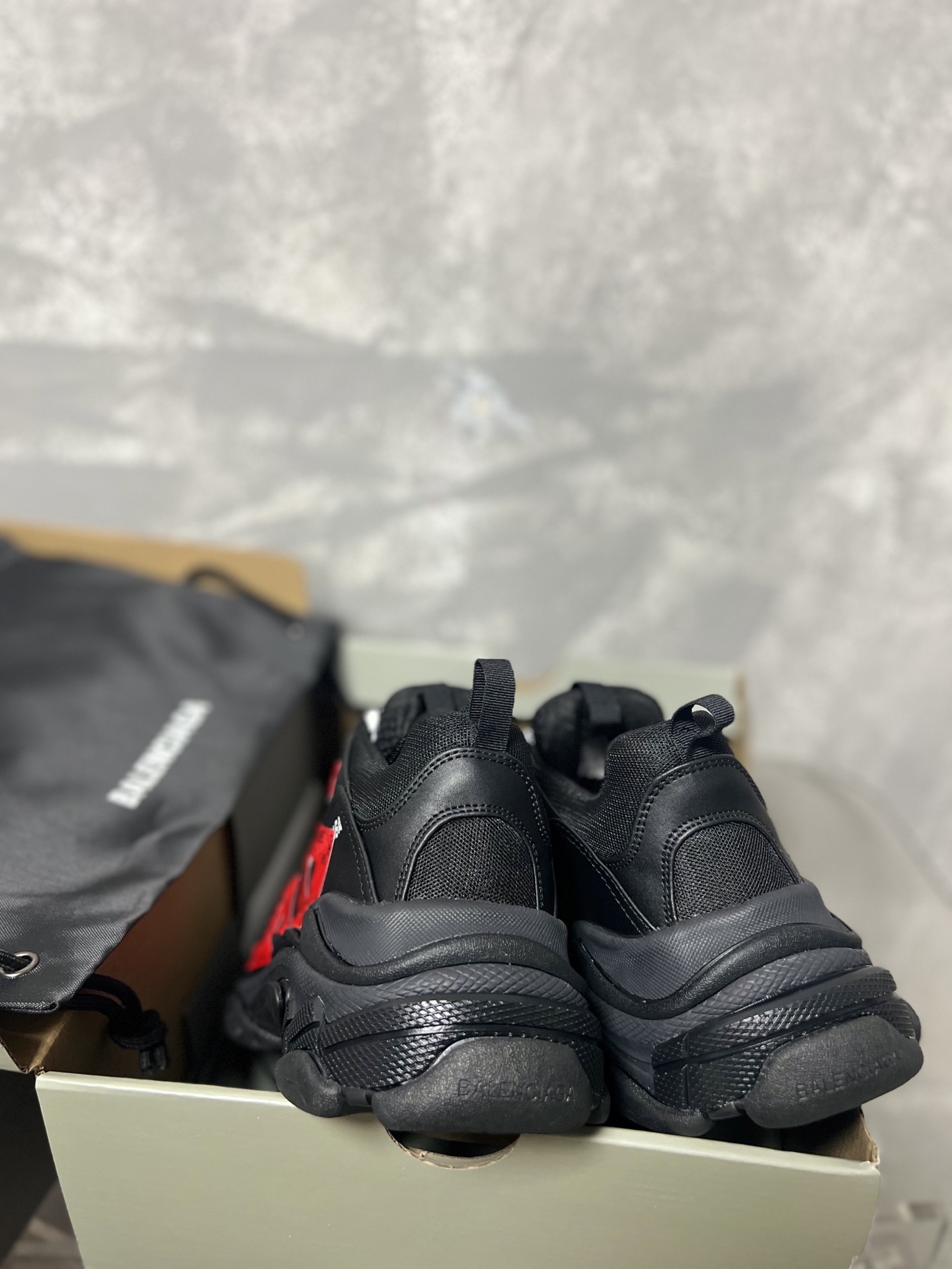 Balenciaga Couple Basic Shoes L-s