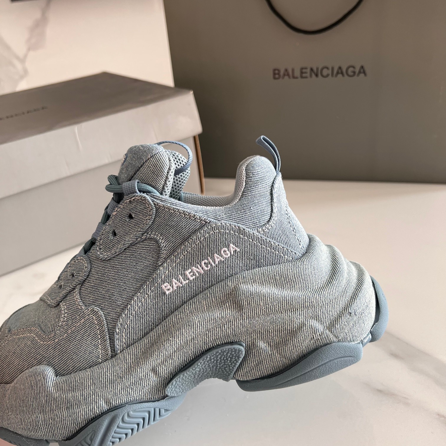 Balenciaga Basic Shoes L