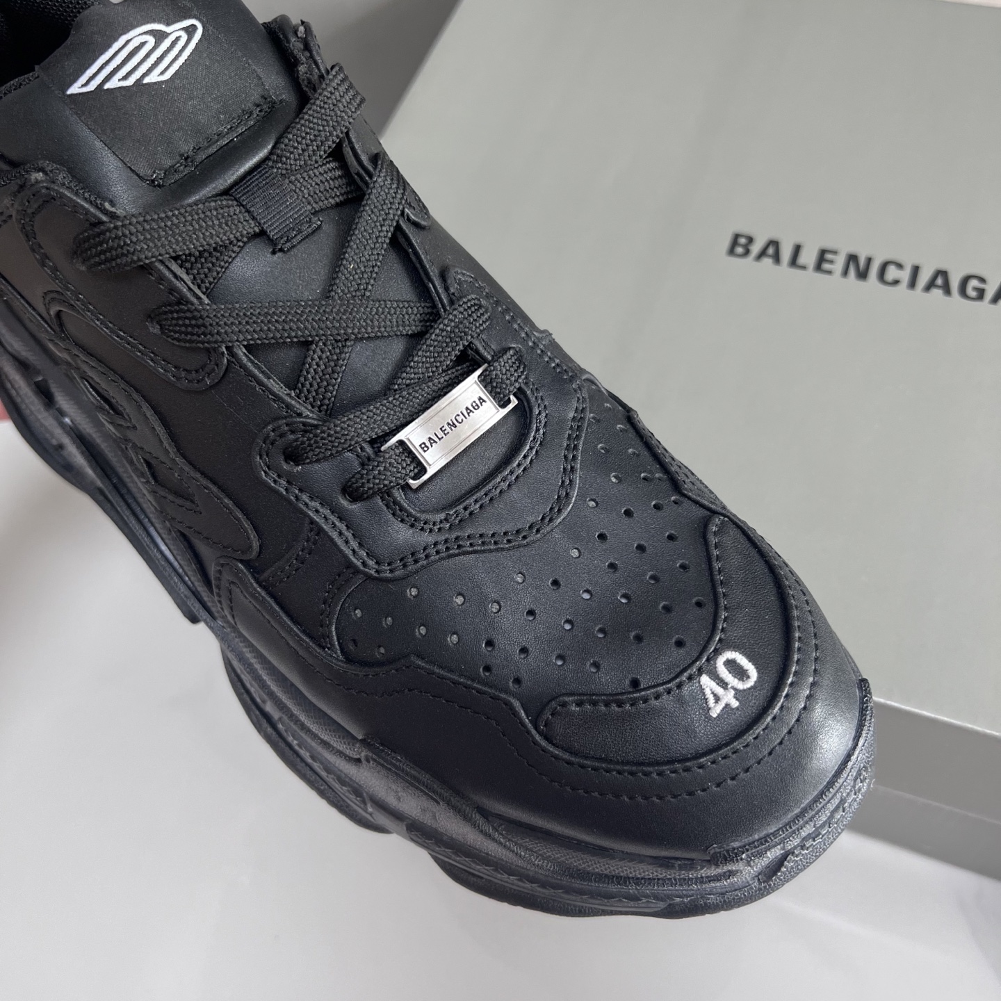 Balenciaga Couple Basic Shoes L