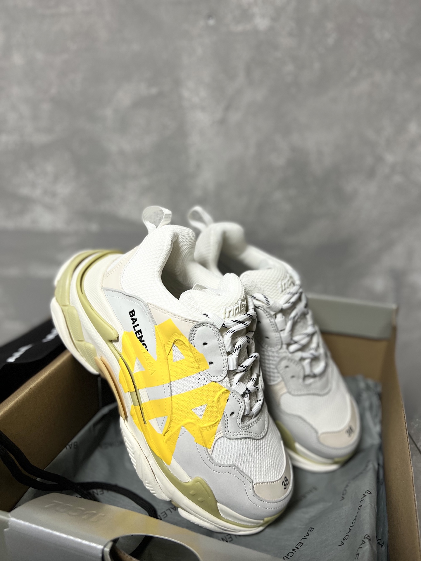 Balenciaga Couple Basic Shoes L-s