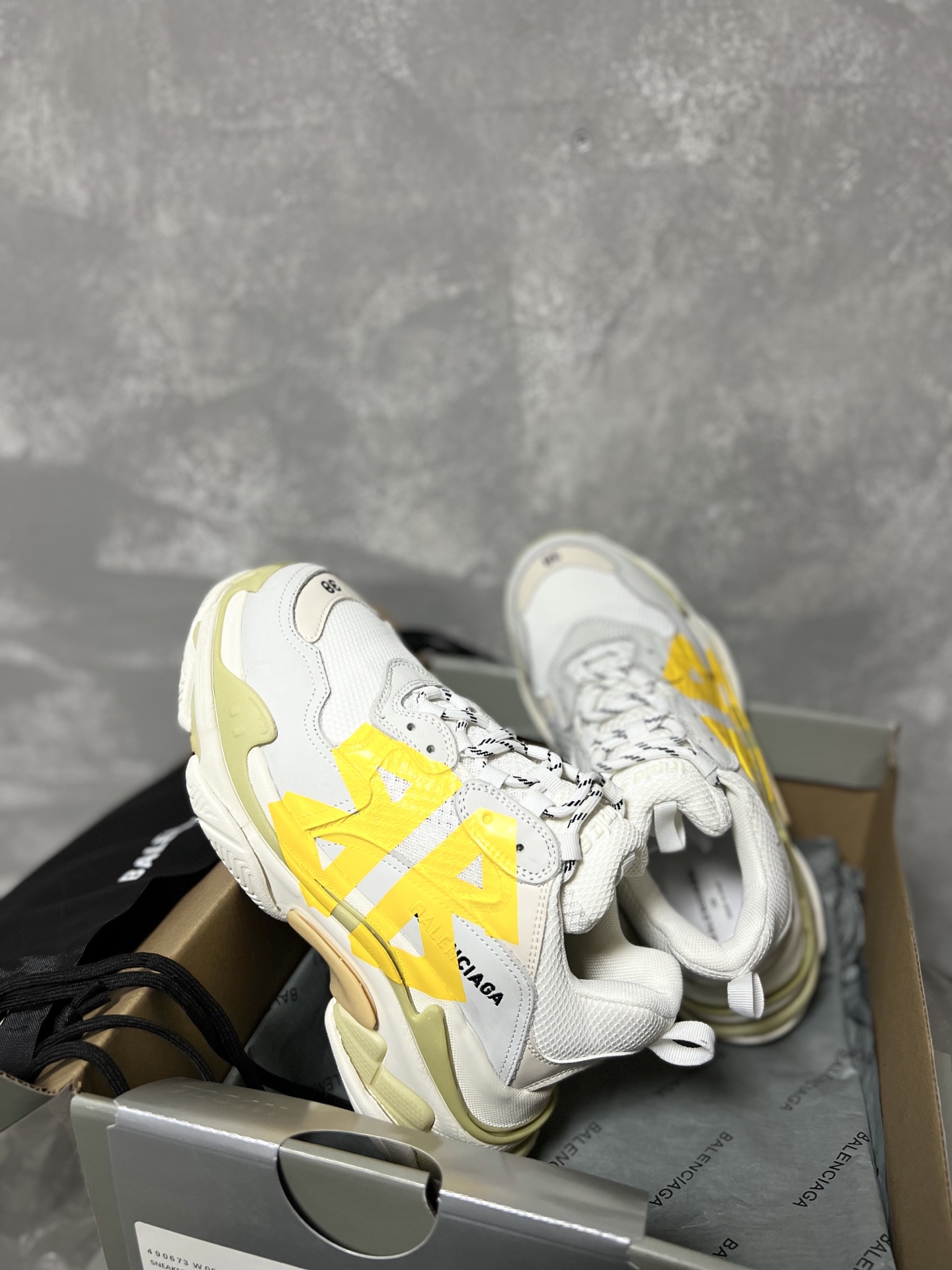 Balenciaga Couple Basic Shoes L-s