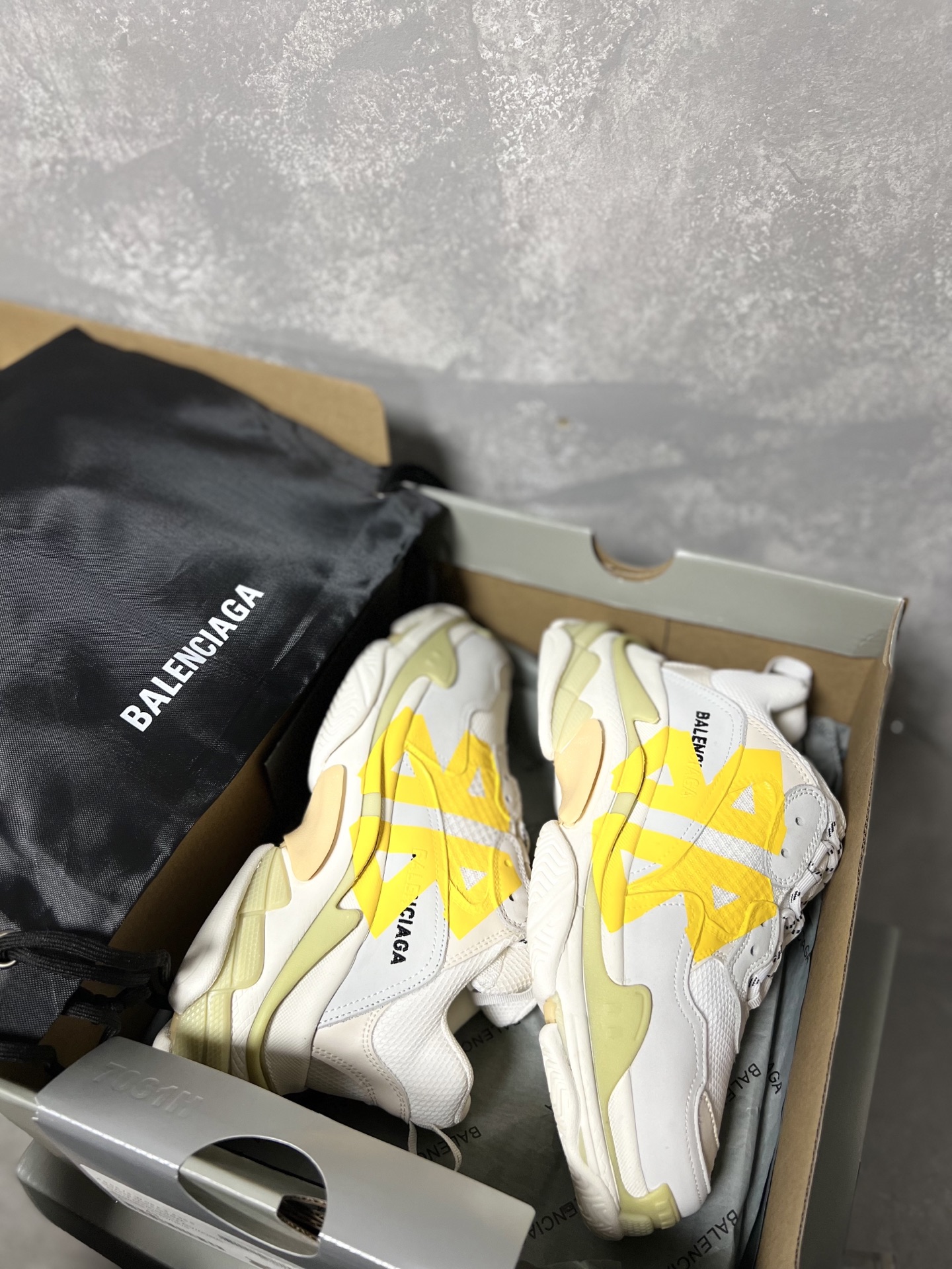 Balenciaga Couple Basic Shoes L-s