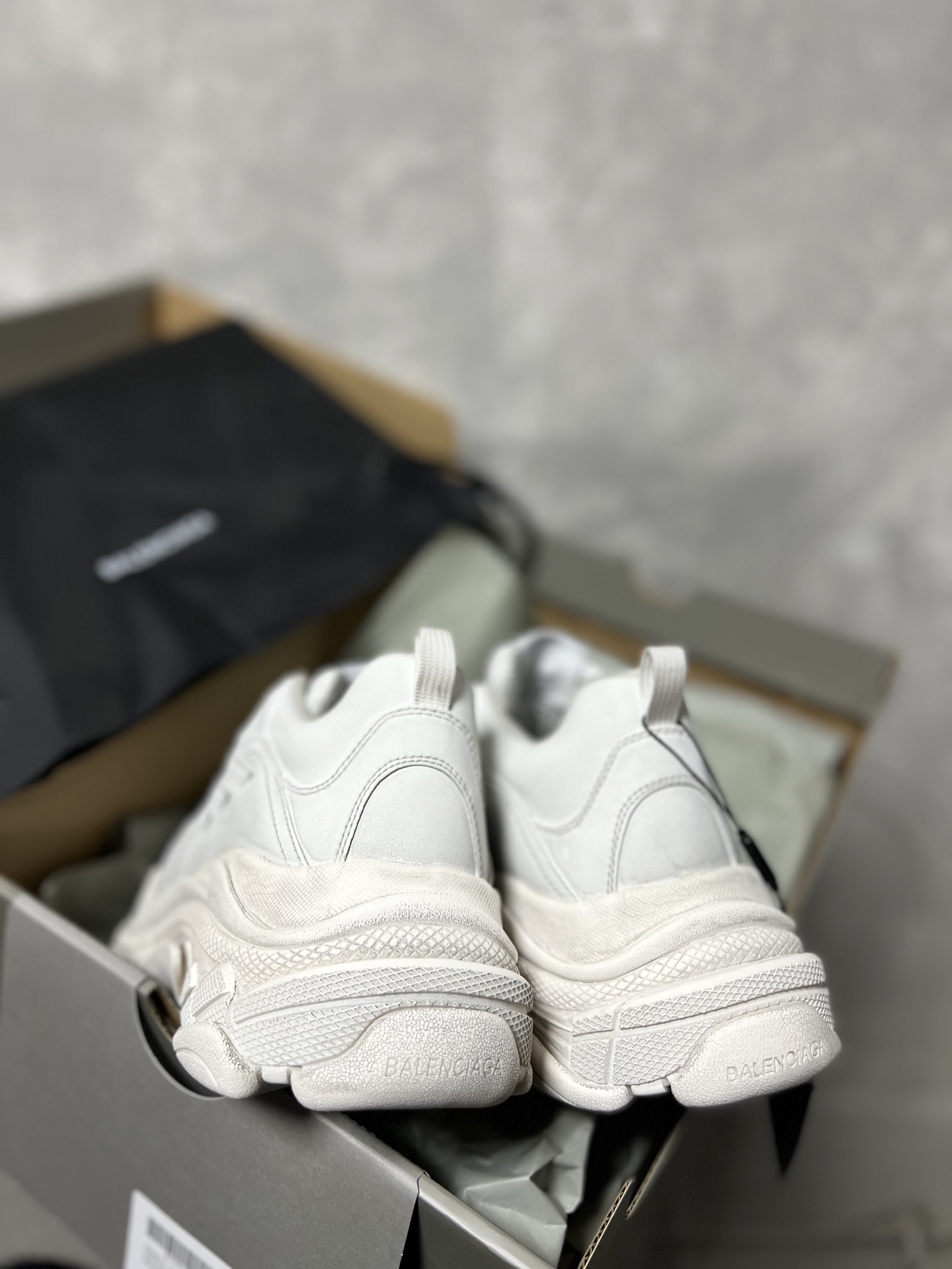 Balenciaga Couple Basic Shoes L-s