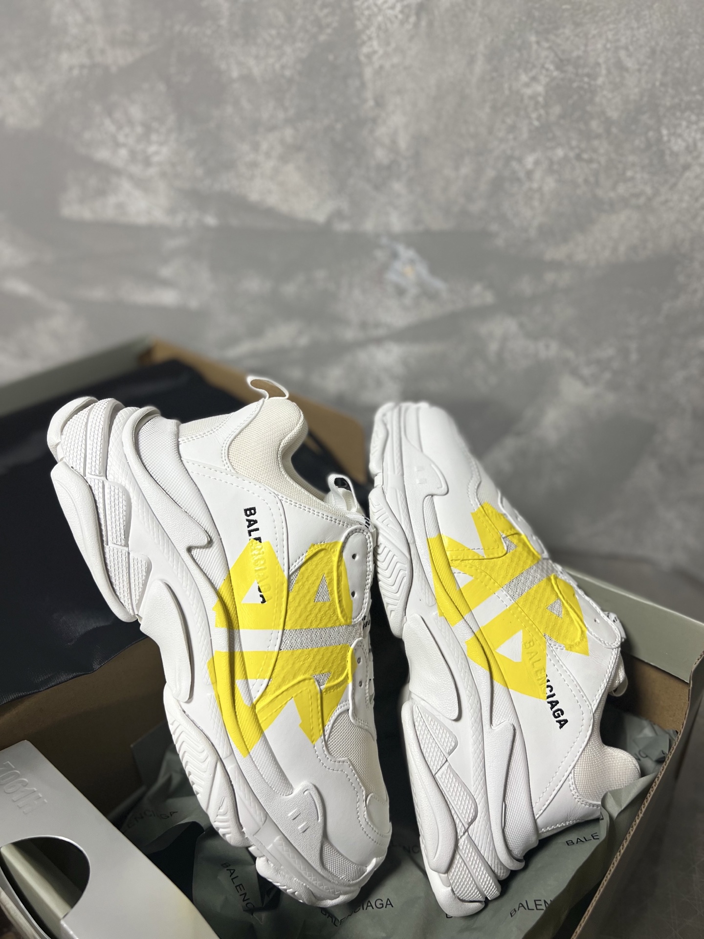 Balenciaga Couple Basic Shoes L-s