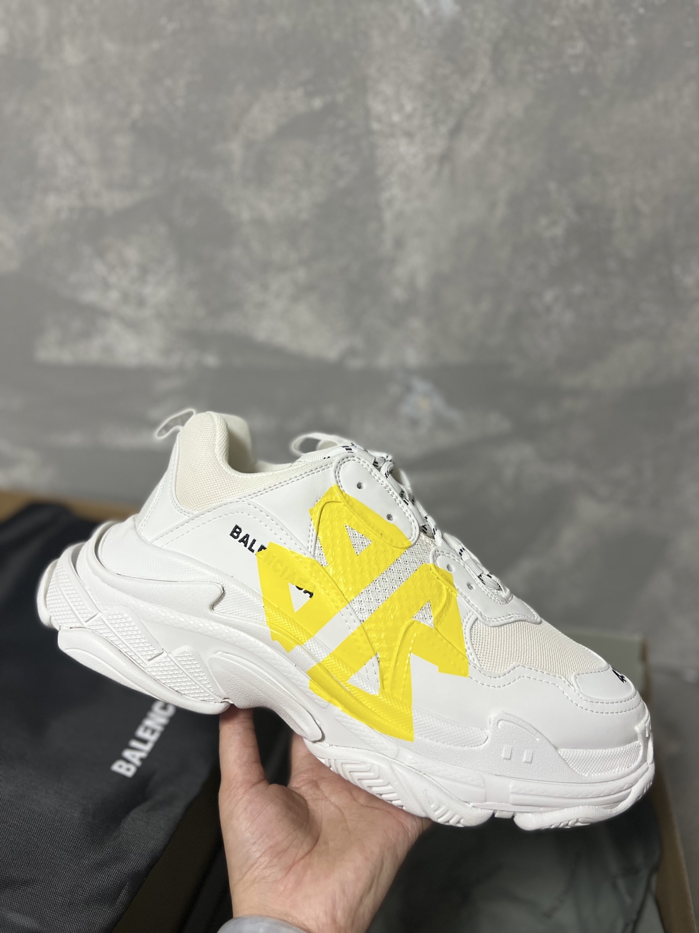 Balenciaga Couple Basic Shoes L-s