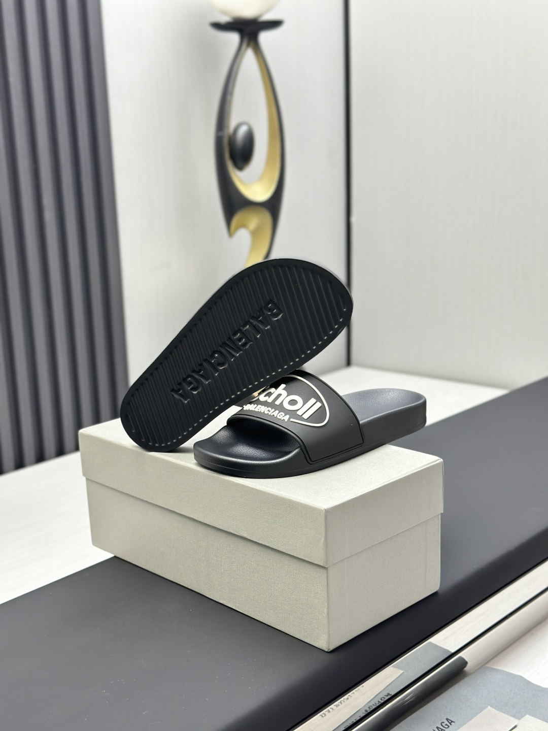 Balenciaga Female Basic Shoes M-l