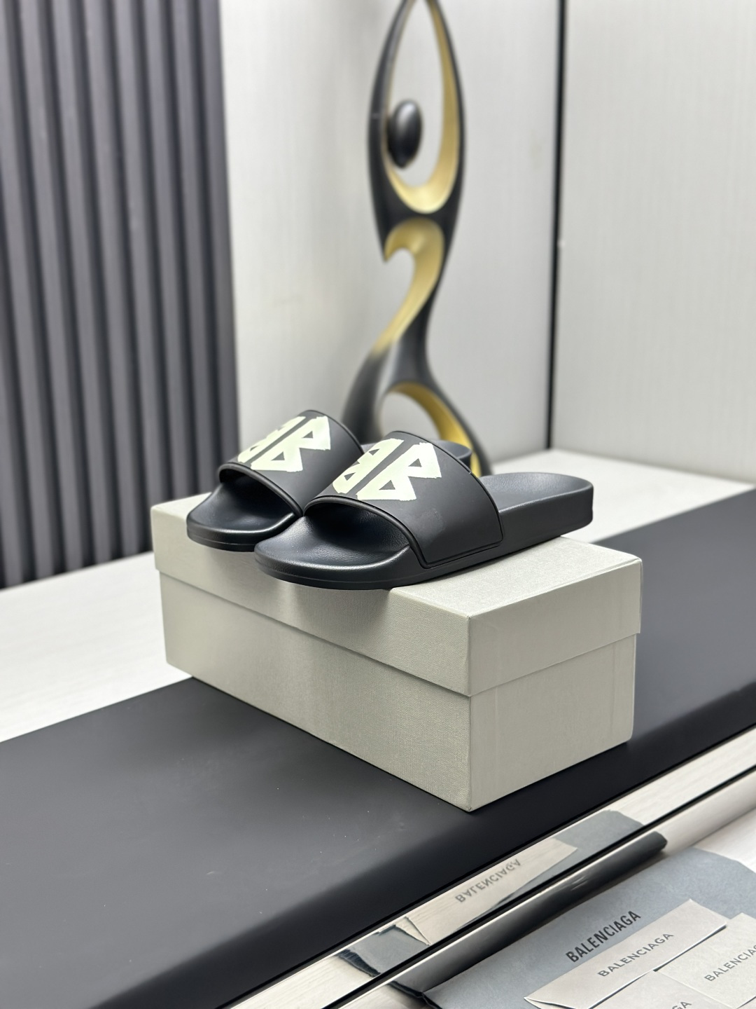 Balenciaga Female Basic Shoes M-l