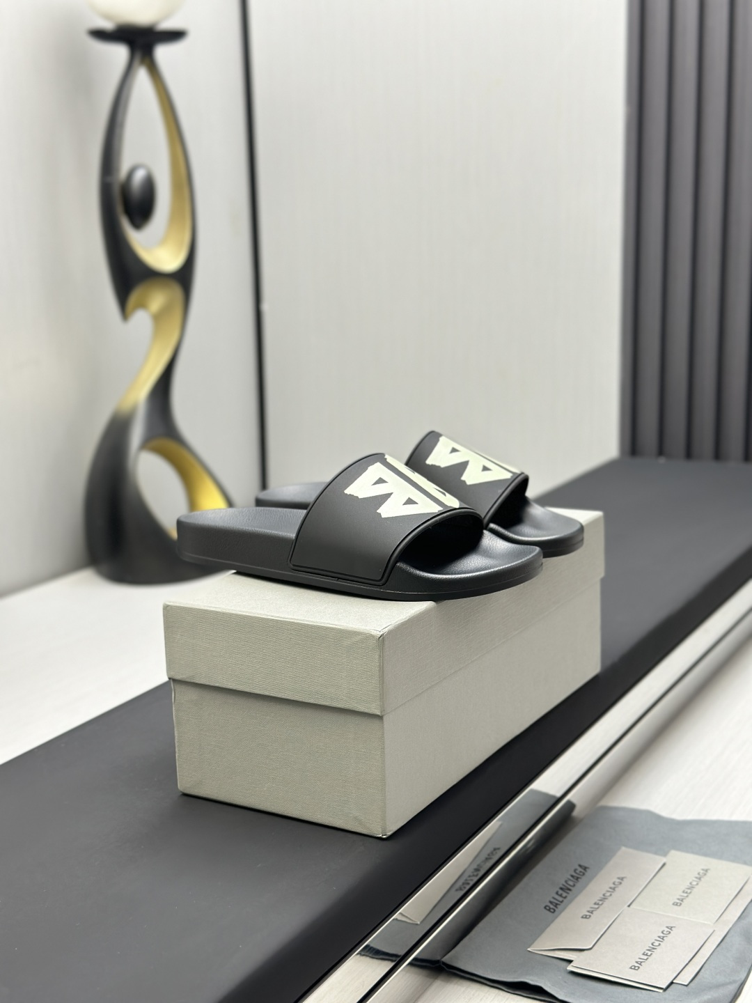 Balenciaga Female Basic Shoes M-l