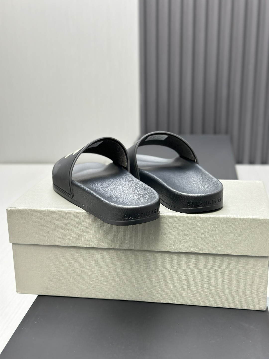 Balenciaga Female Basic Shoes M-l