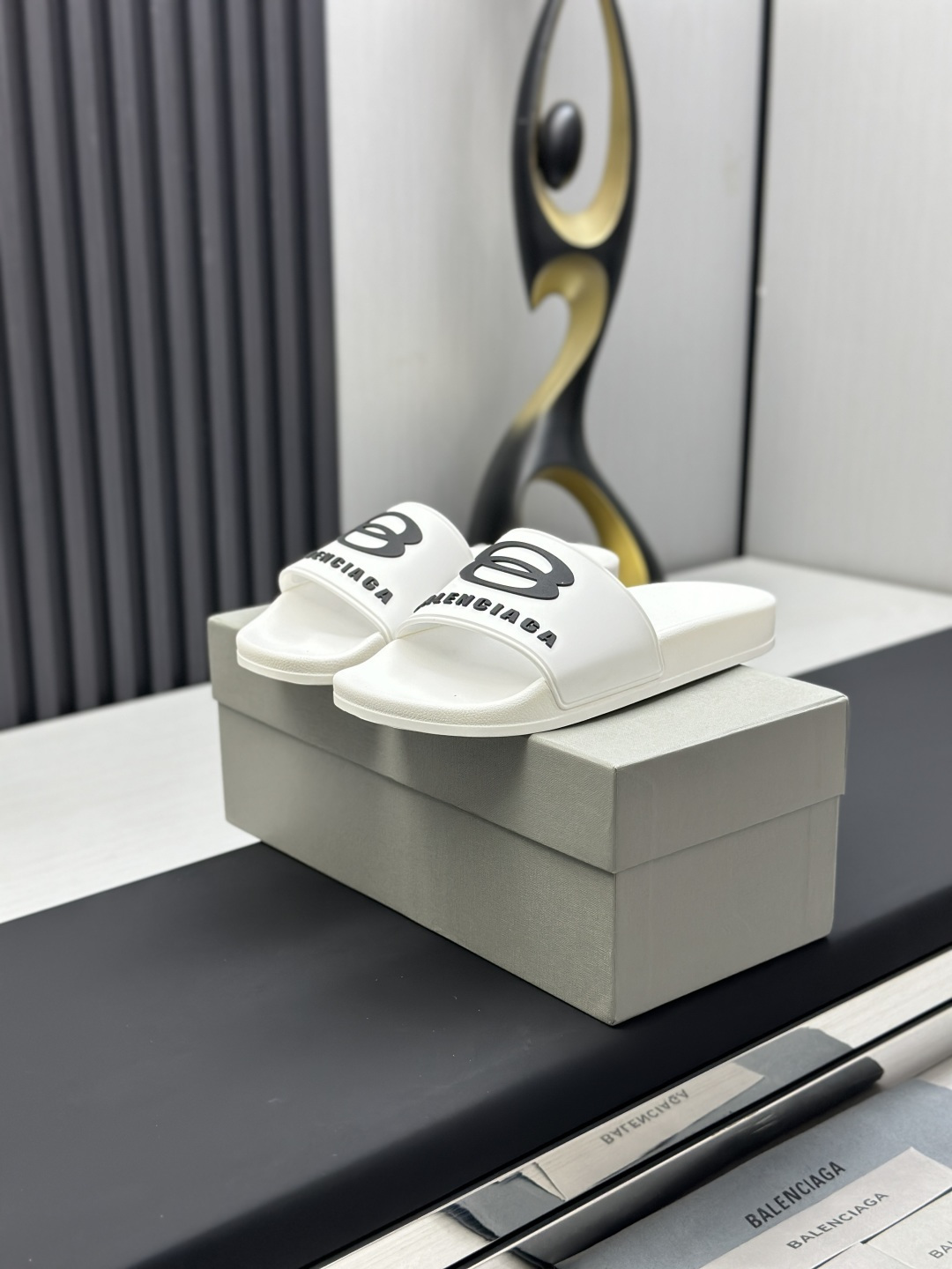 Balenciaga Female Basic Shoes M-l